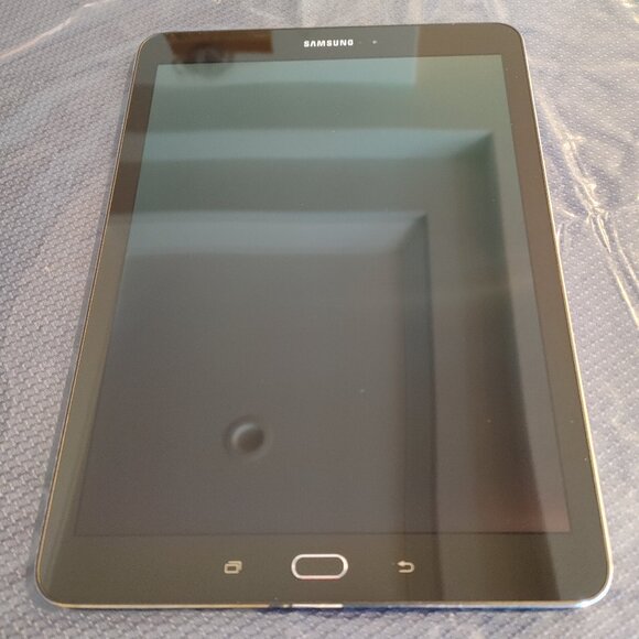 Samsung Galaxy Tab S2 SM-T813 Wi-Fi, 9.7", 32GB, - color: Black - Picture 1 of 3